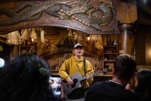 Ed Sheeran surprise at Hobbiton