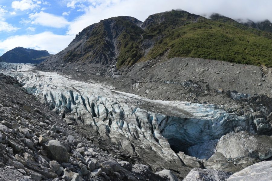 Report: Glacier attractions at risk from climate change