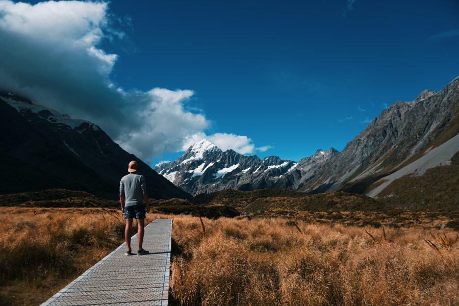 Border to re-open in April for Australian visitors