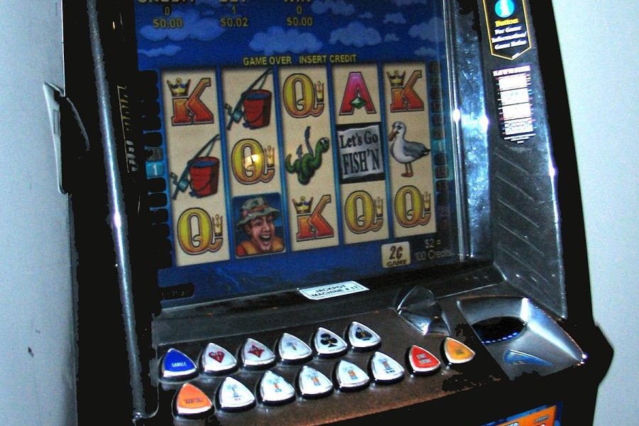 Govt to make pokie machine changes