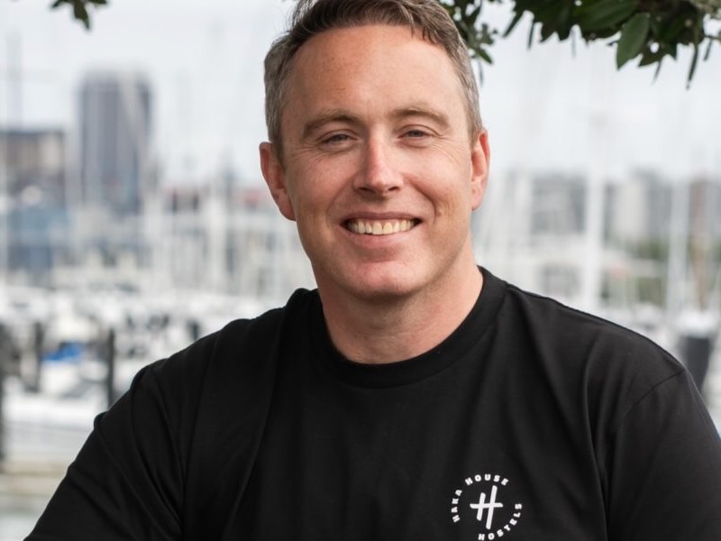 Ryan Sanders, Asia PE launch flashpacker network with YHA hostels, Haka Lodges